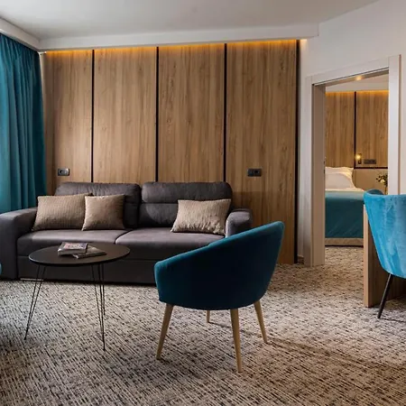 Grand Hotel 4*